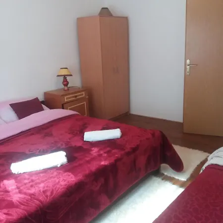 Turisticki Kompleks - Montana ゲストハウス 2*