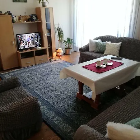 Turisticki Kompleks - Montana ゲストハウス 2*