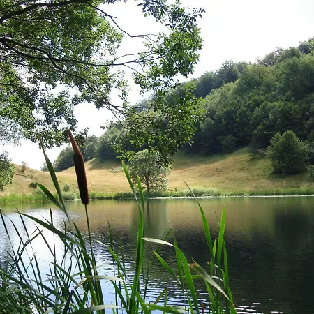 Turisticki Kompleks - Montana ゲストハウス ティエンティシュテ