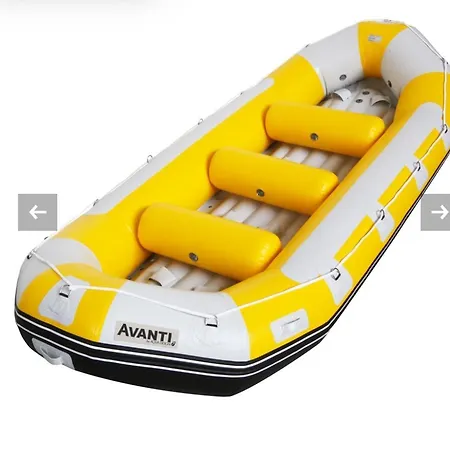 ゲストハウス Turisticki Kompleks - Montana