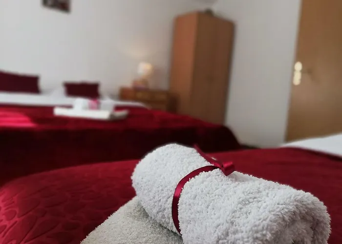 Turisticki Kompleks - Montana 2* Tjentiste