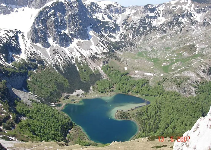 Guest house Turisticki Kompleks - Montana 2*