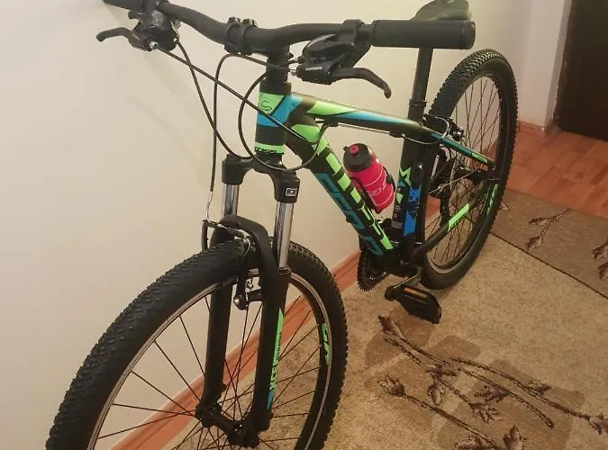 Turisticki Kompleks - Montana Tjentiste